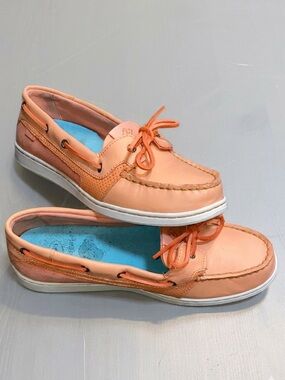 Sperry Women’s Starfish Coral Leather Boat Shoes